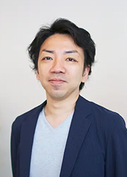 コンサルタント：小俣 佳宏